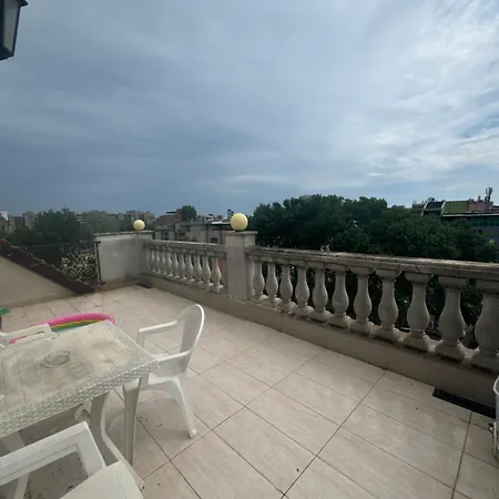 Residensia Bahami Готель 3*