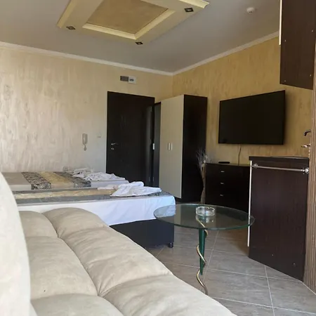 Residensia Bahami Готель 3*